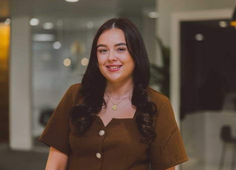 Hannah Sheridan New Headshot - Copy