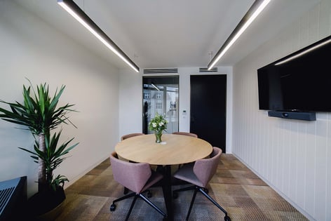 Holborn Gate Meeting Room Staples