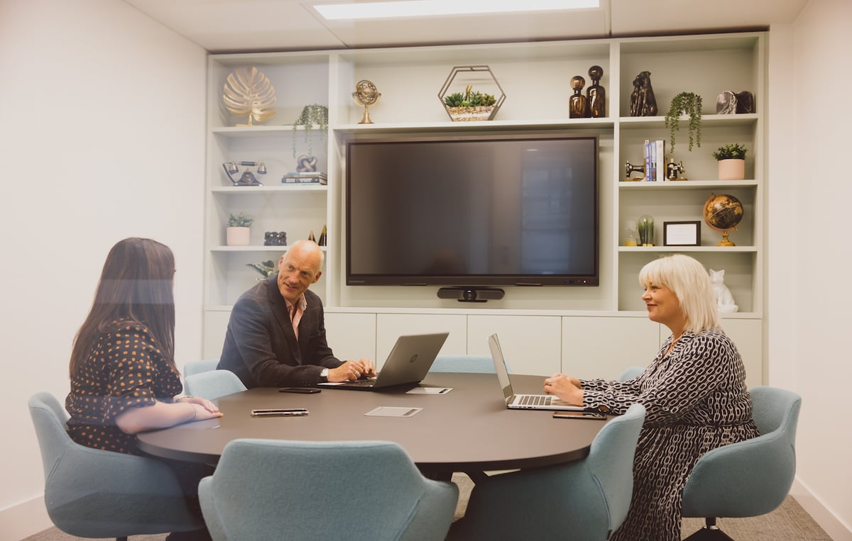 Orega Arkwright House_meeting room_people_website_1258x800-1