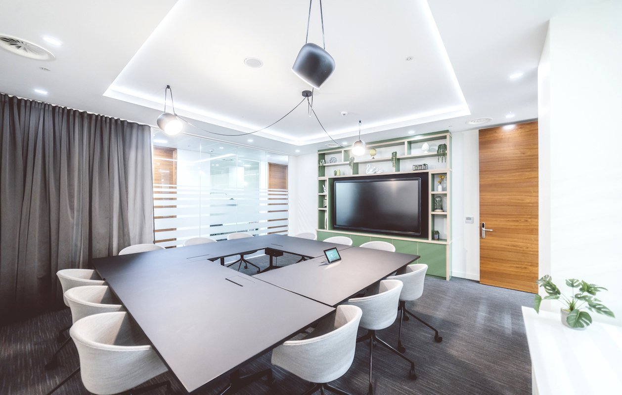 Orega Gracechurch Street Green Meeting Room_1258x800