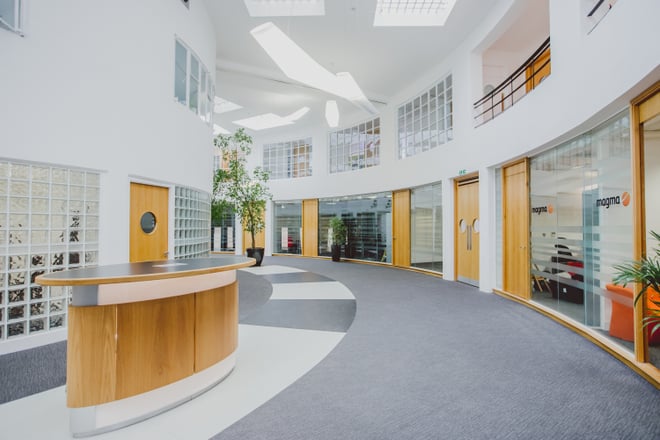 Orega-Gatwick-Atrium (1)