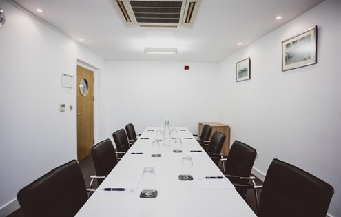 Orega-Gatwick-Meeting-Room-1