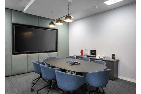 Orega-Serviced-Offices-Uxbridge-Meeting-Room