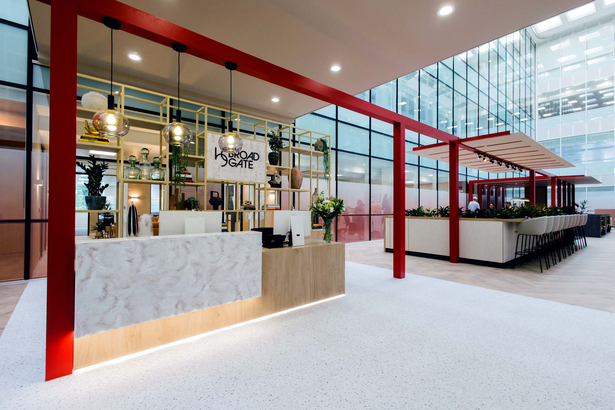 OregaBroadGate_Reception2