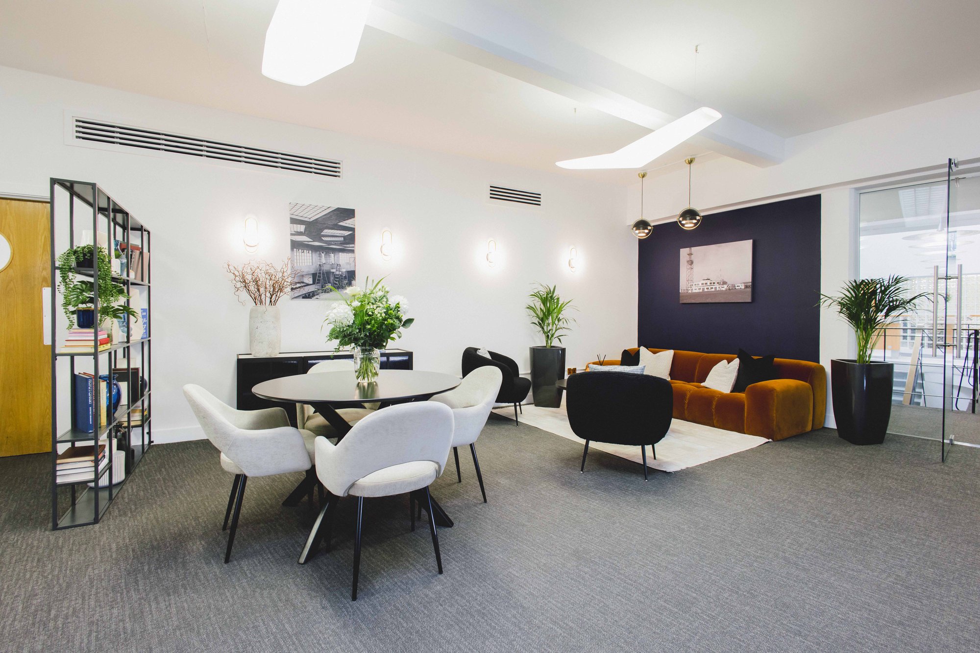 OregaGatwick_BreakoutSpace-1