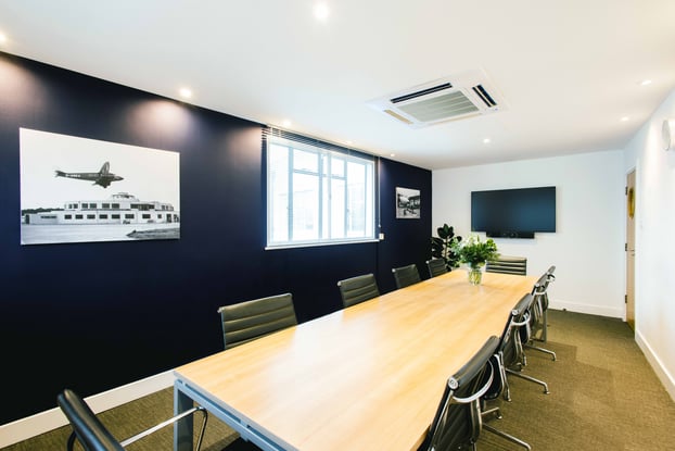 OregaGatwick_MeetingRoom_Vanguard