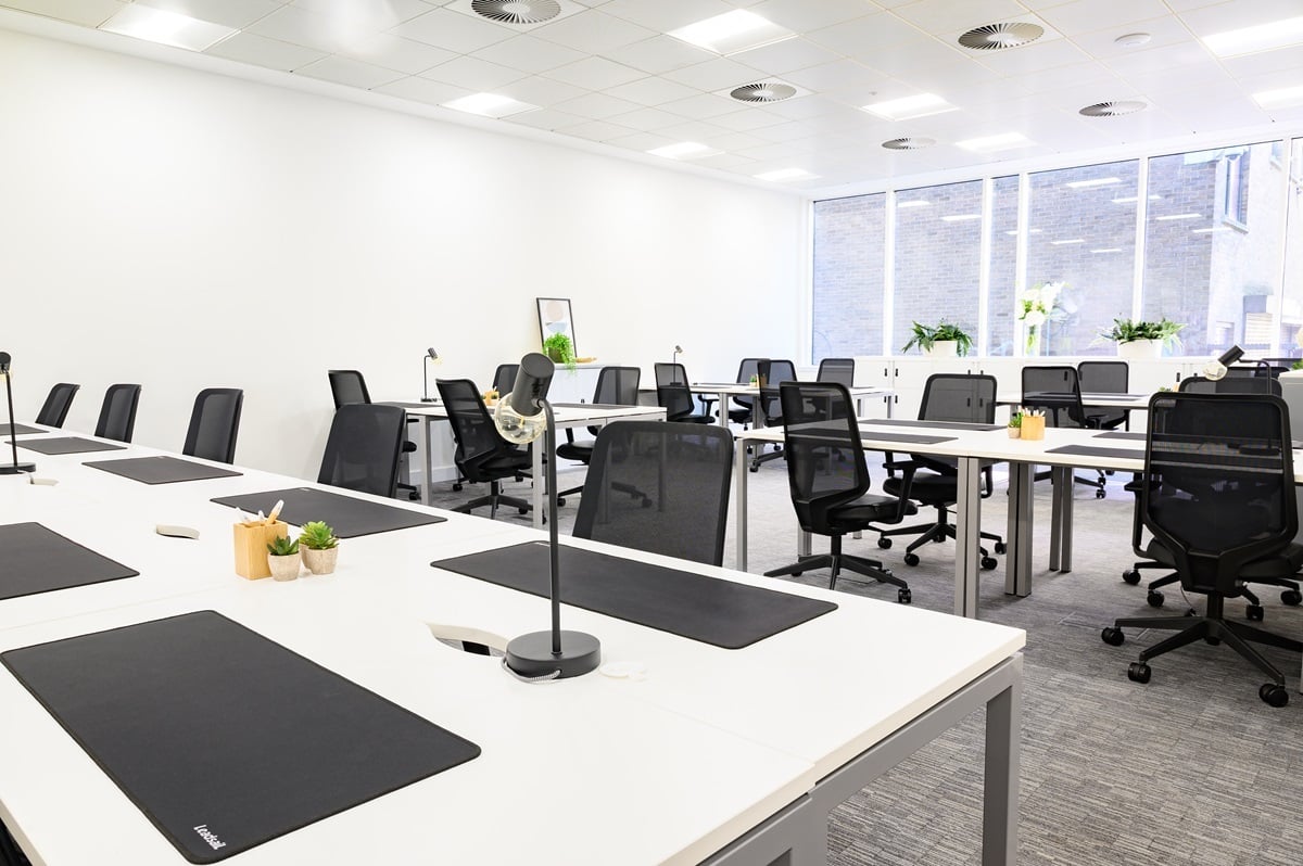 OregaGlasgow_OfficeSpace2