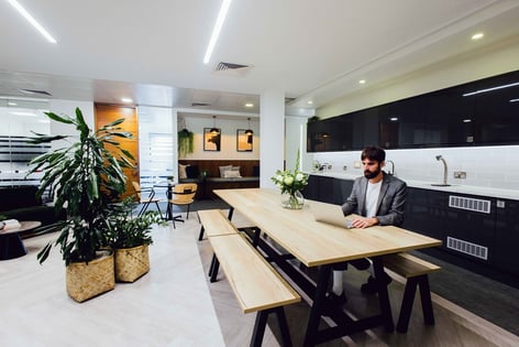 OregaLeeds_MainBreakoutSpace_WithPeople