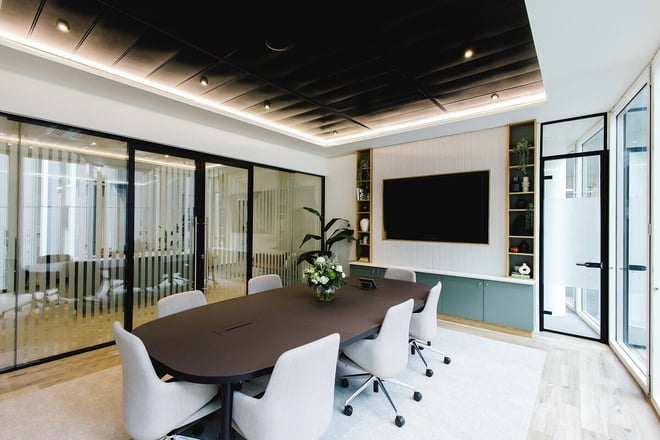 OregaLimeStreet_Boardroom_Heron