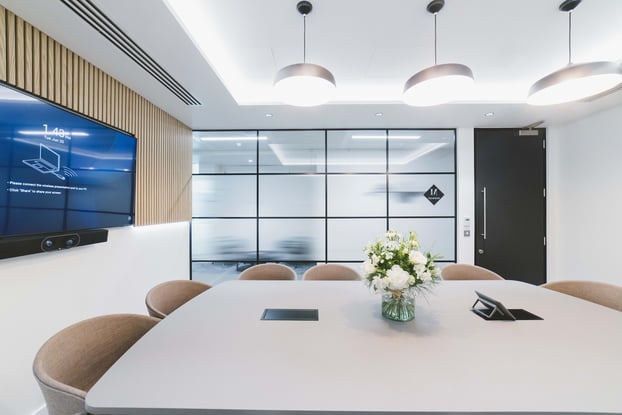 OregaMarlow_MeetingRoom_Redgrave2