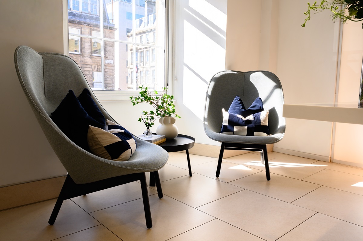 OregaGlasgow_Reception_SoftSeating