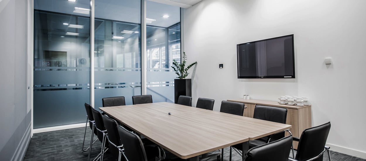 OregaOffices-piccadilly-meeting-room